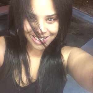 Meet your Posher, Naomi